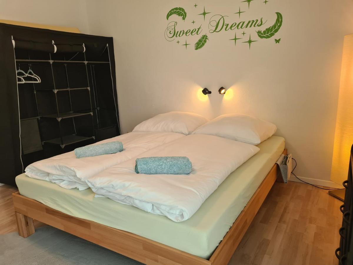 Lichtdurchflutetes Zimmer - Kaeppele Waldbuttelbrunn Kültér fotó